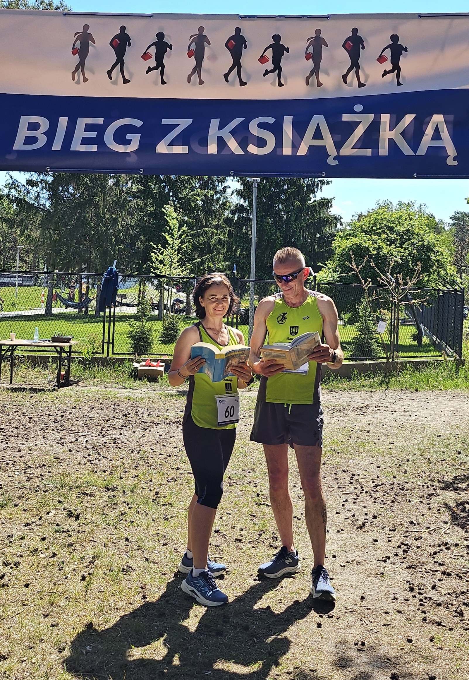 Bieg z książką – Toruń.
