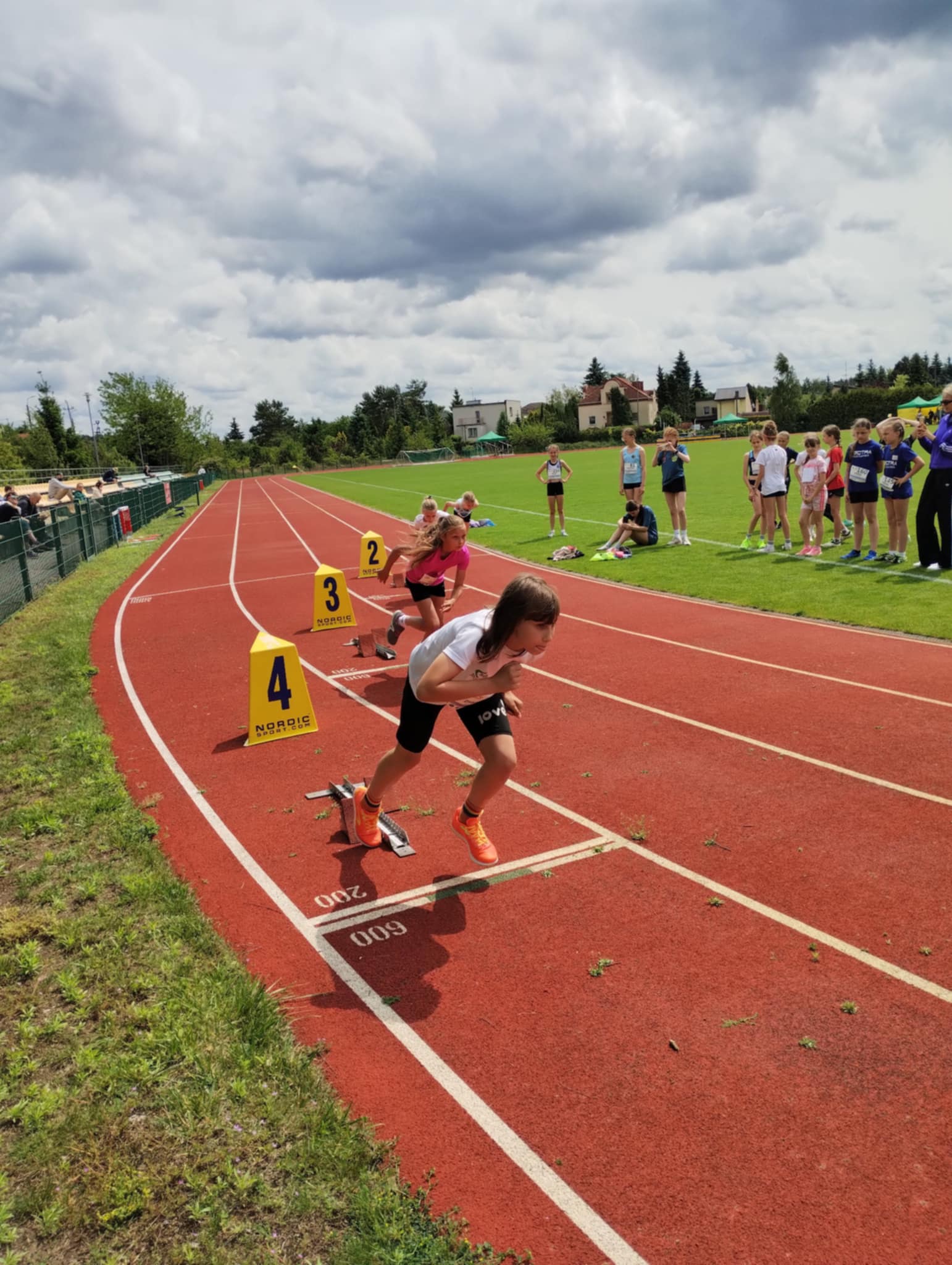 Młodzież z medalami